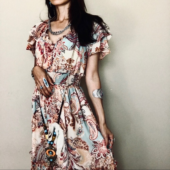 Moon River Dresses & Skirts - 🎉Host Pick🎉Brand New moon River Gypsy dress